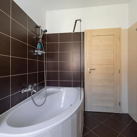 V Centru Apartman *